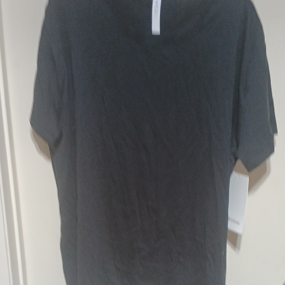 lululemon athletica Black Short Sleeve Tee